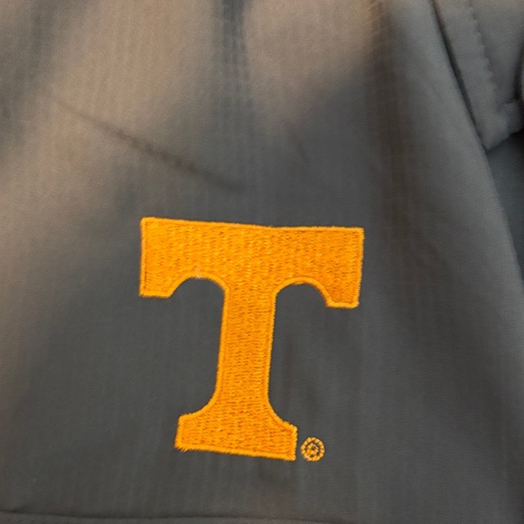 Drake Waterfowl Tennessee Vols Dark Gray S/S button down - Picture 4 of 9